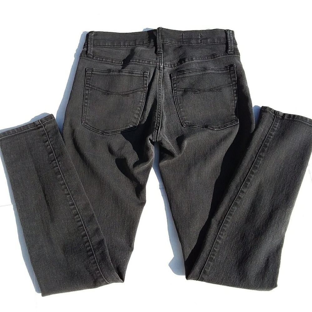 Gap faded black legging jean size 26/2